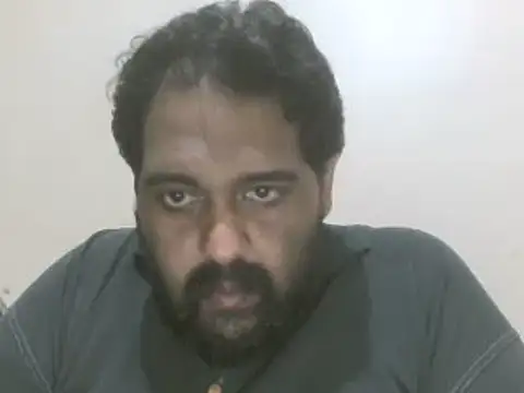 Snapshot of elpoop7305 chatting on 09-29-25, 08:41 elpoop7305 online show from 09-29-25, 08:41