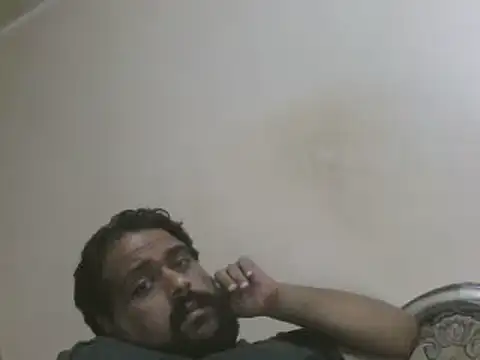 Snapshot of elpoop7305 chatting on 09-30-25, 11:15 elpoop7305 online show from 09-30-25, 11:15