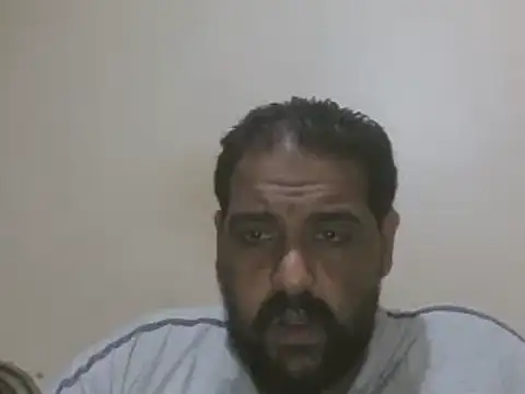 Snapshot of elpoop7305 chatting on 09-30-25, 11:21 elpoop7305 online show from 09-30-25, 11:21