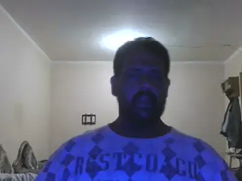 Snapshot of elpoop7305 chatting on 10-02-25, 04:36 elpoop7305 online show from 10-02-25, 04:36