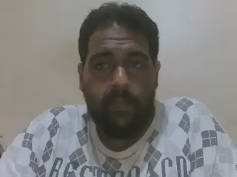 Snapshot of elpoop7305 chatting on 10-05-25, 10:35 elpoop7305 online show from 10-05-25, 10:35