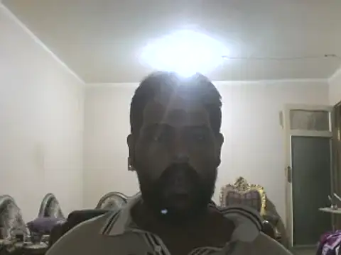 Snapshot of elpoop7305 chatting on 10-13-25, 11:32 elpoop7305 online show from 10-13-25, 11:32