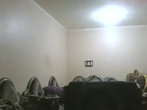 Snapshot of elpoop7305 chatting on 10-14-25, 12:33 elpoop7305 online show from 10-14-25, 12:33