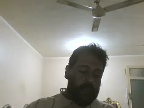 Snapshot of elpoop7305 chatting on 10-16-25, 07:59 elpoop7305 online show from 10-16-25, 07:59