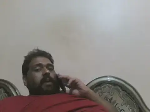 Snapshot of elpoop7305 chatting on 10-23-25, 11:03 elpoop7305 online show from 10-23-25, 11:03