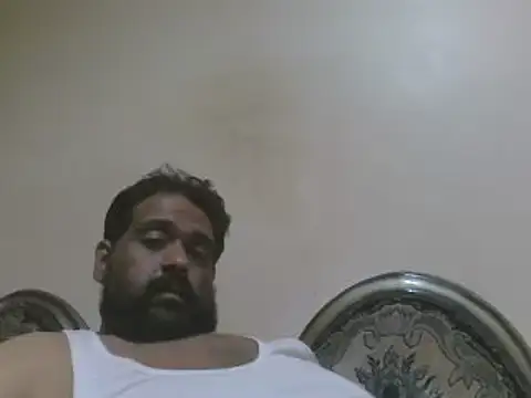 Snapshot of elpoop7305 chatting on 11-01-25, 10:28 elpoop7305 online show from 11-01-25, 10:28