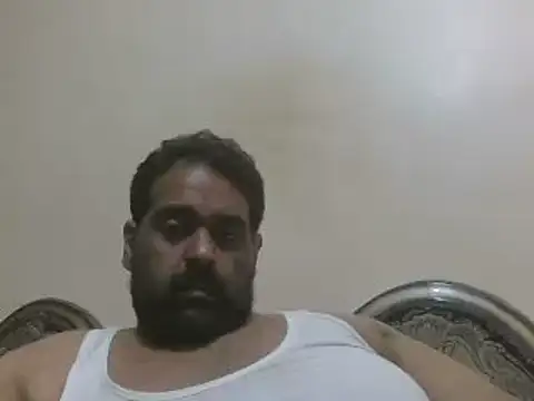 Snapshot of elpoop7305 chatting on 11-10-25, 11:09 elpoop7305 online show from 11-10-25, 11:09