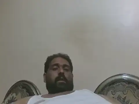 Snapshot of elpoop7305 chatting on 11-10-25, 11:15 elpoop7305 online show from 11-10-25, 11:15