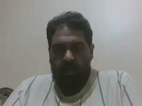 Snapshot of elpoop7305 chatting on 11-20-25, 05:18 elpoop7305 online show from 11-20-25, 05:18