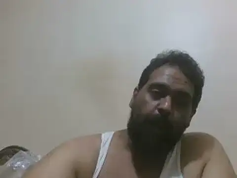 Snapshot of elpoop7305 chatting on 11-23-25, 10:09 elpoop7305 online show from 11-23-25, 10:09