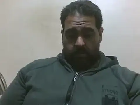 Snapshot of elpoop7305 chatting on 12-16-25, 06:57 elpoop7305 online show from 12-16-25, 06:57