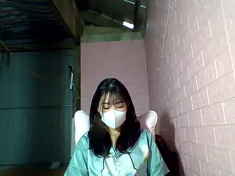 Snapshot of Seri202 chatting on 09-27-25, 02:27 Seri202 online show from 09-27-25, 02:27