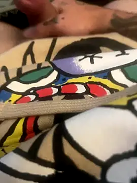 Snapshot of KingRonni chatting on 09-22-25, 08:22 KingRonni online show from 09-22-25, 08:22