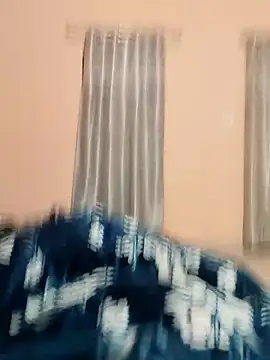 INTERNATIONAL0001 online show from 11-22-25, 12:20