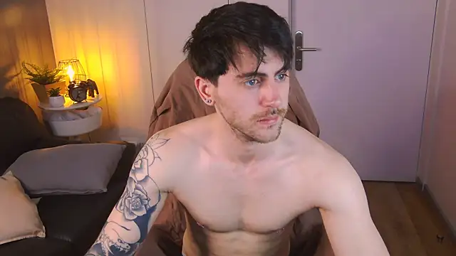 Oscar Miller  online show from 03-25-26, 05:24