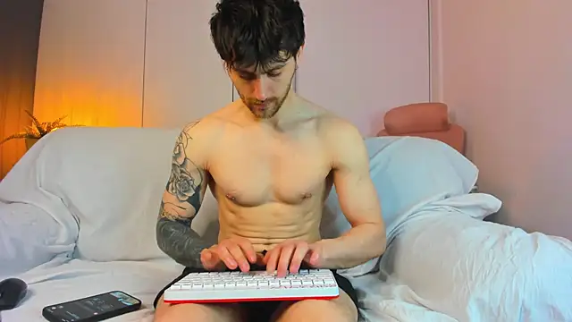 Oscar Miller  online show from 04-02-26, 05:49