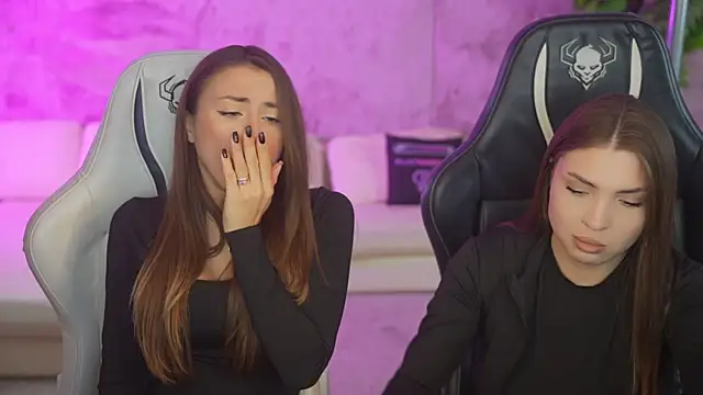 Snapshot of Luna_secretgirl chatting on 10-29-25, 08:05 Luna secretgirl online show from 10-29-25, 08:05