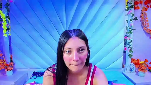  Luna Bennett online show from 11-07-25, 12:38