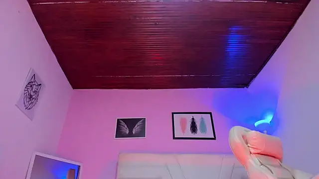 Snapshot of fressittalove01 chatting on 09-15-25, 03:01 fressittalove01 online show from 09-15-25, 03:01