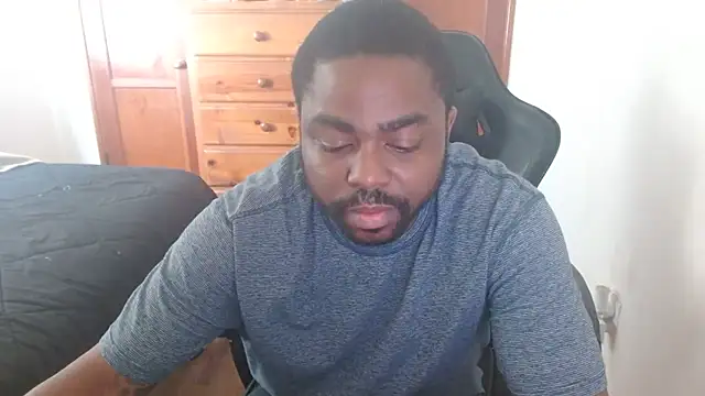 Breadwinnah online show from 10-26-25, 09:31