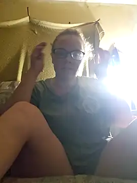 Snapshot of countrymomma chatting on 10-17-25, 08:39 countrymomma online show from 10-17-25, 08:39