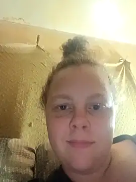 countrymomma online show from 04-27-26, 02:53