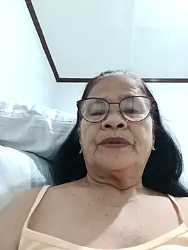 Snapshot of Sweet-Lita50 chatting on 02-07-26, 01:26 Sweet-Lita50 online show from 02-07-26, 01:26