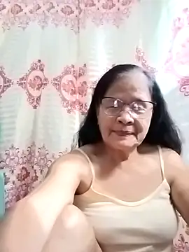 Snapshot of Sweet-Lita50 chatting on 02-24-26, 06:22 Sweet-Lita50 online show from 02-24-26, 06:22