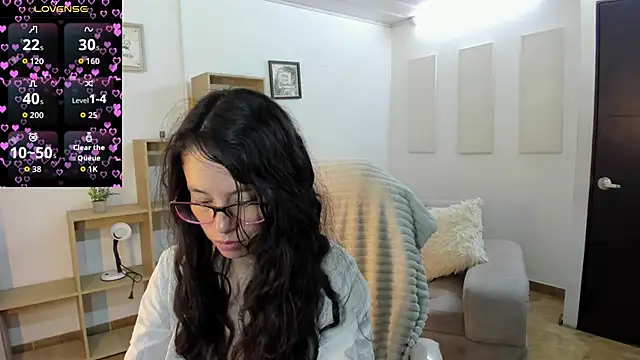 Snapshot of Samantha_blow chatting on 09-13-25, 04:34 Samantha blow online show from 09-13-25, 04:34