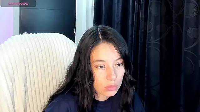 Snapshot of Samantha_blow chatting on 10-04-25, 03:26 Samantha blow online show from 10-04-25, 03:26