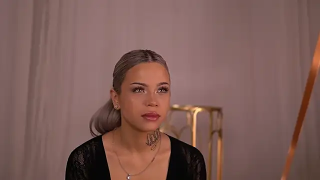 NickyBenz online show from 09-28-25, 05:40