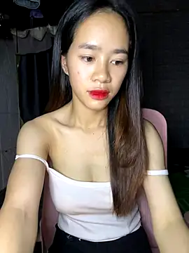 TiNa 04 online show from 09-12-25, 10:54