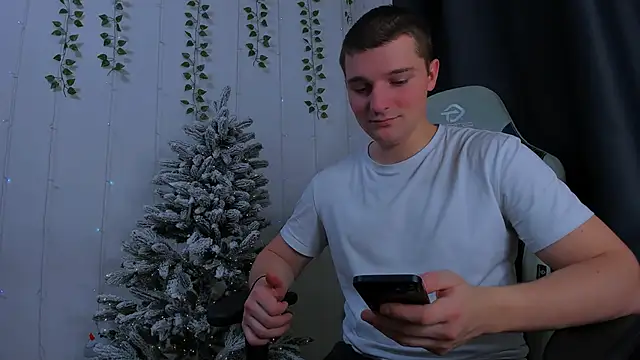 Your Claddagh online show from 12-20-25, 05:42