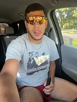 Snapshot of StrokingDaddy4 chatting on 07-22-26, 01:36 StrokingDaddy4 online show from 07-22-26, 01:36