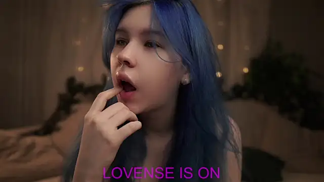 ElizSpieth online show from 01-11-26, 01:10