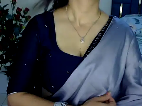 Rumi cute online show from 04-25-26, 04:04