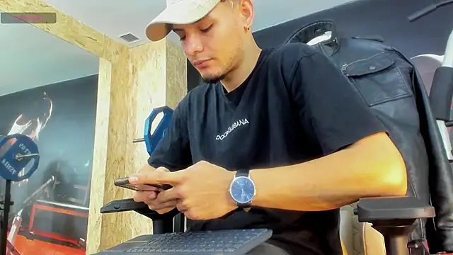 AlessandroKiing online show from 09-16-25, 04:19