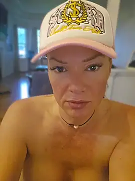 Sugarloveless online show from 05-16-26, 01:10