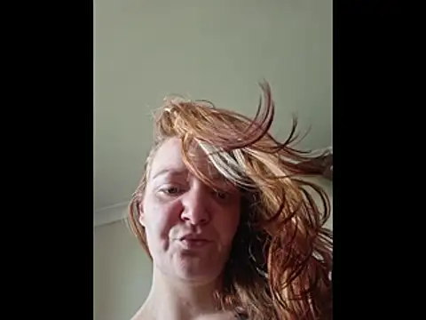 Snapshot of Charlotte_AltS420 chatting on 10-22-25, 09:31 Charlotte AltS420 online show from 10-22-25, 09:31