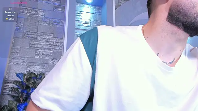 Snapshot of dominic_de_luca chatting on 05-09-26, 04:39 dominic de luca online show from 05-09-26, 04:39