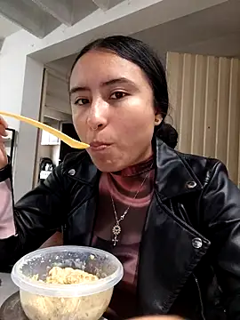 Venus Rivers online show from 12-04-25, 01:09