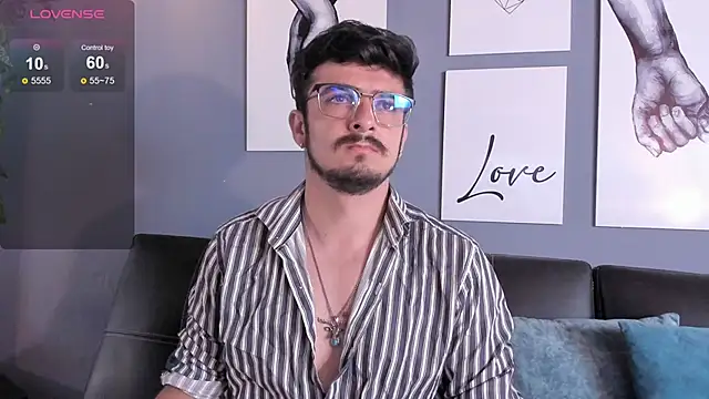 AaronFuentes7 online show from 10-05-25, 01:20