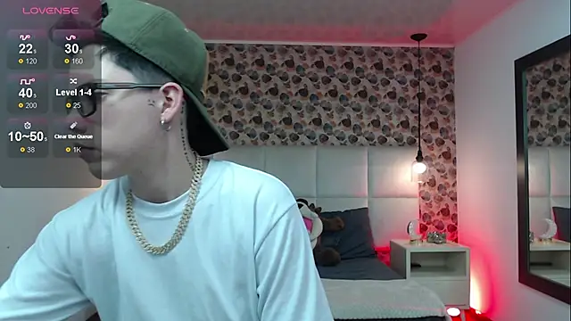 SpencerMontgomery online show from 09-16-25, 07:04