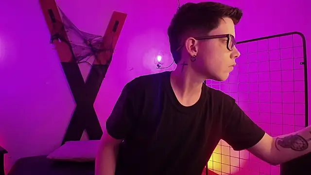 SpencerMontgomery online show from 11-08-25, 07:34