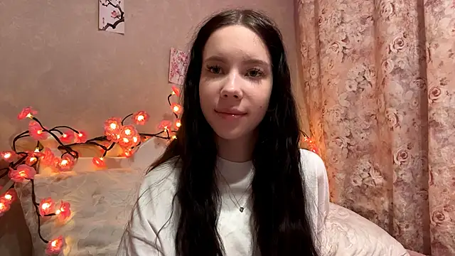 AxyKitten online show from 11-06-25, 03:46