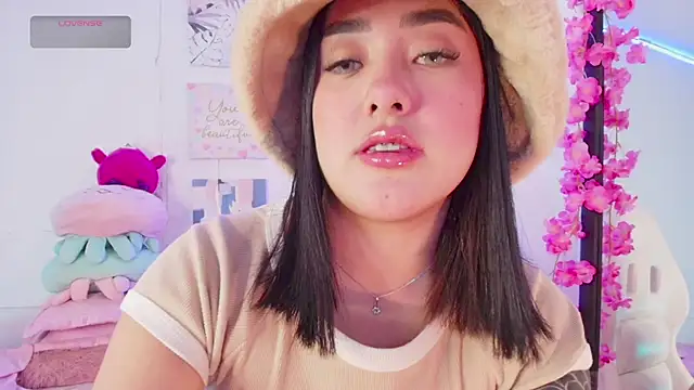 justonecute online show from 09-15-25, 11:49