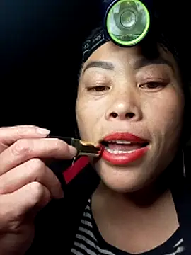 CoMay003 online show from 12-15-25, 02:54