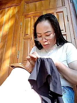 CoMay003 online show from 02-21-26, 08:26