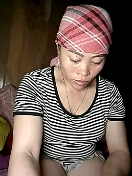 CoMay003 online show from 03-27-26, 01:44