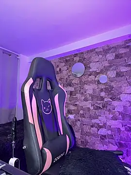 samiacooper25 online show from 03-13-26, 08:32